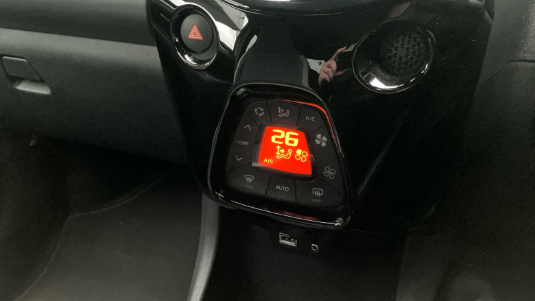 Toyota Aygo 1.0 VVT-i X-Trend TSS 5dr x-shift Petrol Hatchback